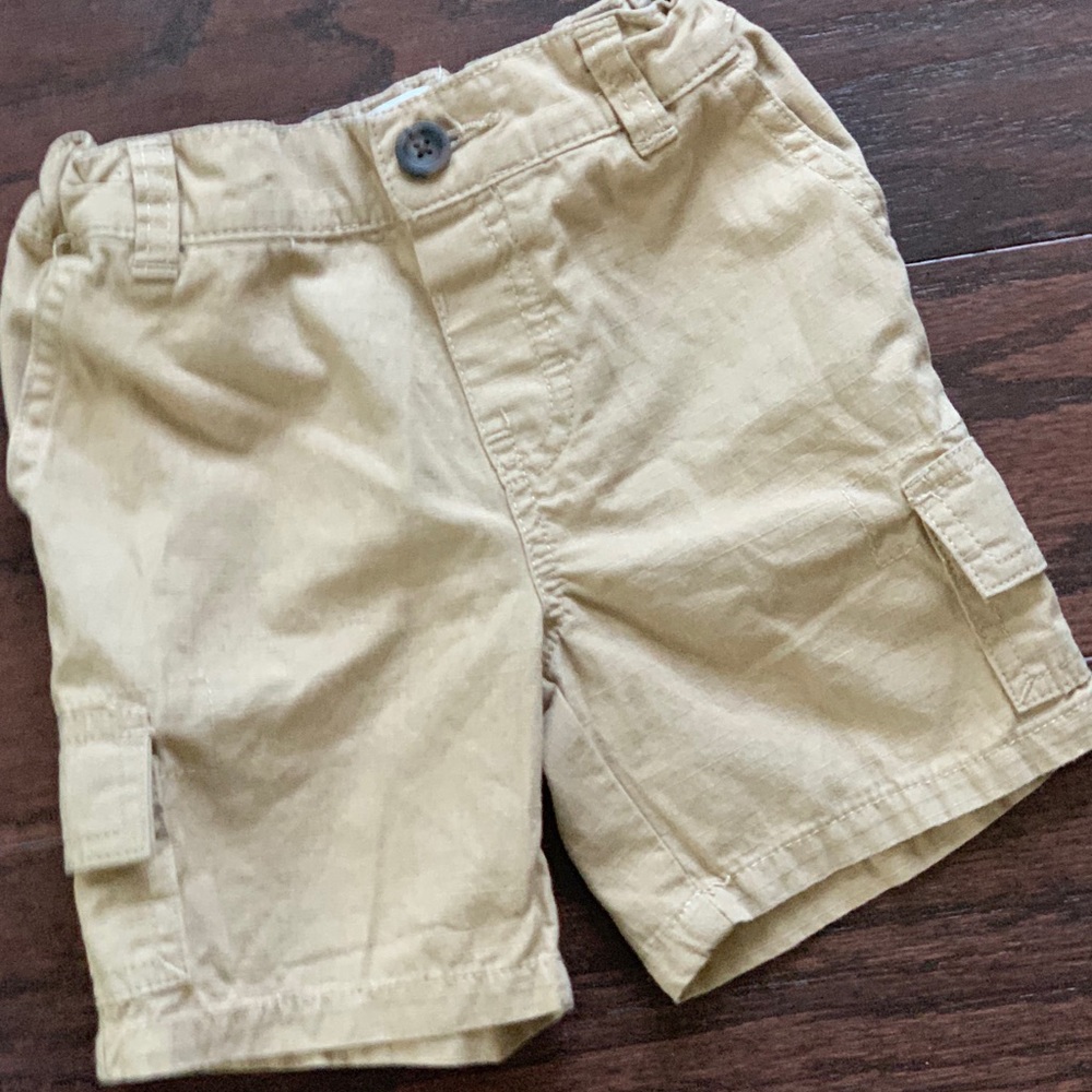 Children’s Place khaki cargo shorts